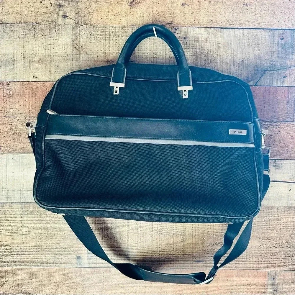 Tumi Elements Computer Laptop Briefcase - image 2